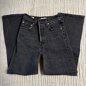 Levi’s Ribcage Ankle Length Straight Jeans